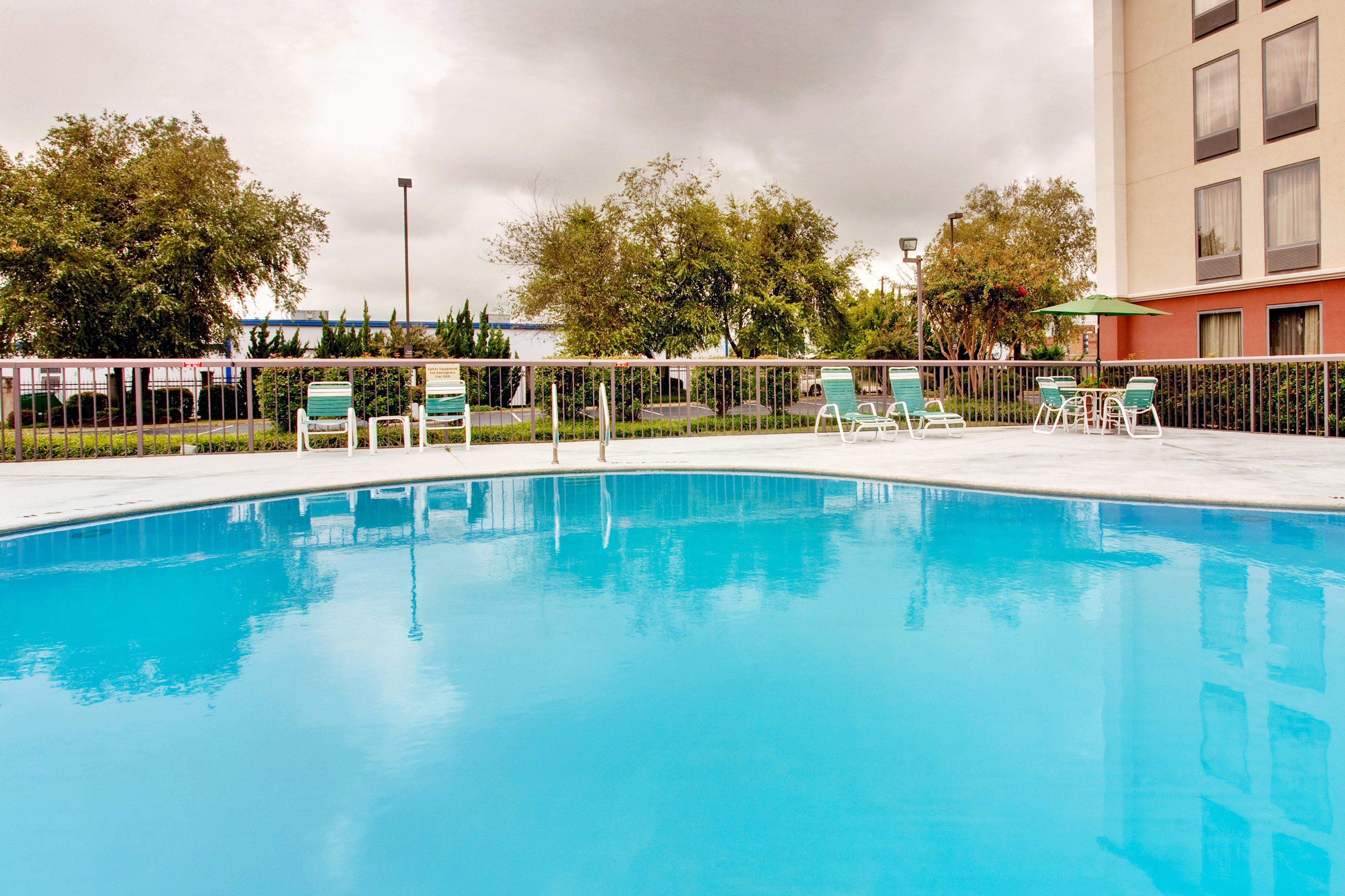 Holiday Inn Express Memphis Medical Center - Midtown By Ihg Exteriör bild