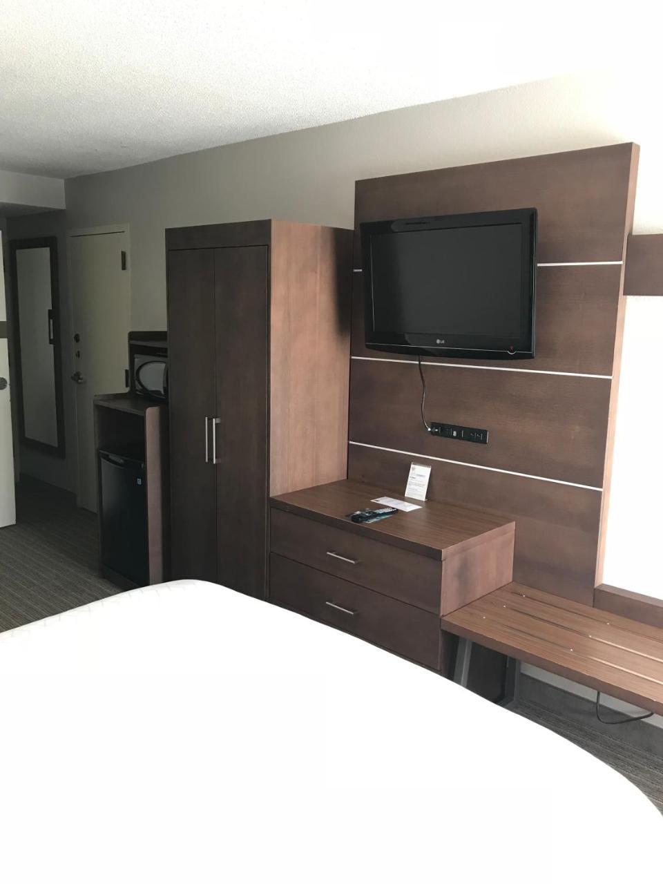 Holiday Inn Express Memphis Medical Center - Midtown By Ihg Exteriör bild